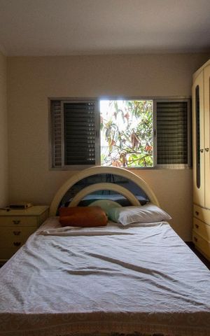 Casa à venda com 230m², 4 quartos e 4 vagasSuíte 2