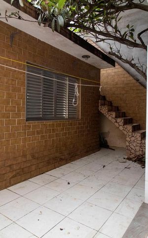 Casa à venda com 230m², 4 quartos e 4 vagasQuintal