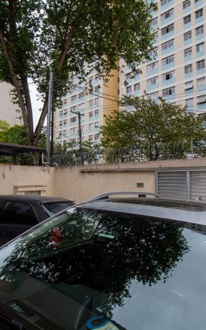 Casa à venda com 230m², 4 quartos e 4 vagasFachada