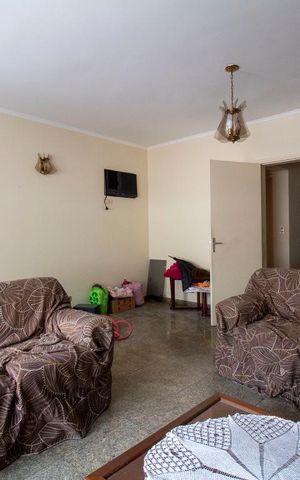 Casa à venda com 230m², 4 quartos e 4 vagasSala