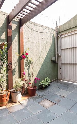 Casa à venda com 195m², 3 quartos e 3 vagasChurrasqueira e garagem