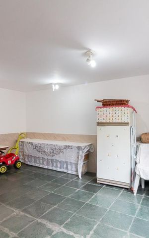 Casa à venda com 195m², 3 quartos e 3 vagasÁrea de serviço