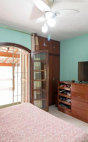 Casa à venda com 195m², 3 quartos e 3 vagasQuarto 3 suíte