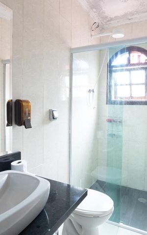 Casa para alugar com 576m², 4 quartos e 10 vagas Casa para alugar com 576m², 4 quartos e 10 vagasBanheiro - Casa 1