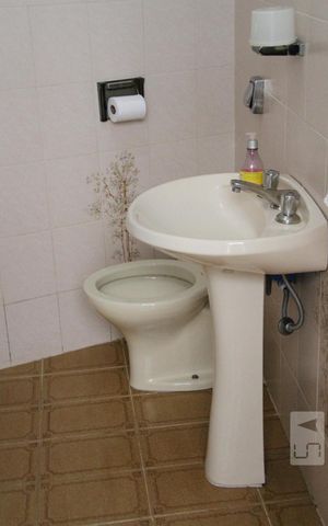 Casa à venda com 167m², 5 quartos e 2 vagasBanheiro Edicula