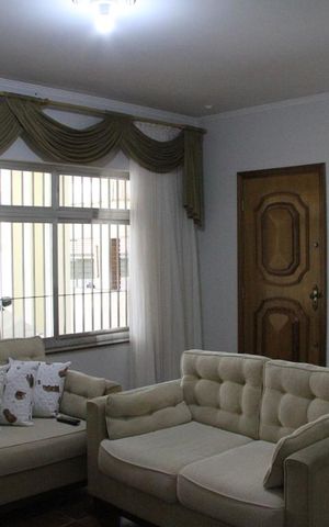 Casa à venda com 167m², 5 quartos e 2 vagasSala