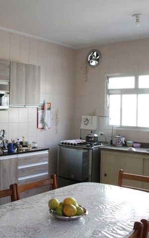 Casa à venda com 167m², 5 quartos e 2 vagasCozinha