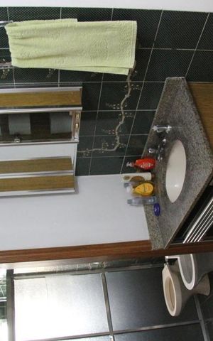 Casa à venda com 167m², 5 quartos e 2 vagasBanheiro