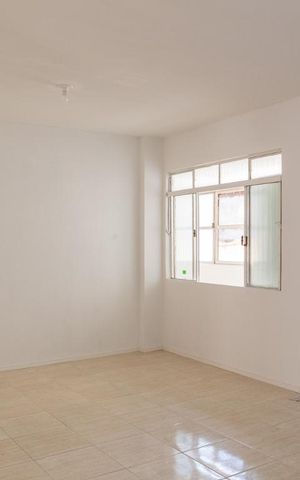 Apartamento à venda com 142m², 3 quartos e 1 vaga Apartamento à venda com 142m², 3 quartos e 1 vagaSala