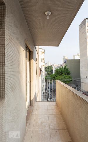 Apartamento à venda com 142m², 3 quartos e 1 vaga Apartamento à venda com 142m², 3 quartos e 1 vagaSacada do Quarto 2