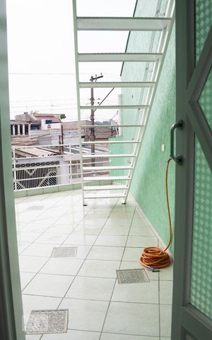 Casa à venda com 230m², 3 quartos e 2 vagasSacada