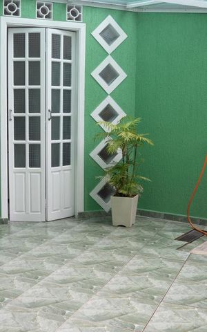 Casa à venda com 230m², 3 quartos e 2 vagasÁrea de Serviço