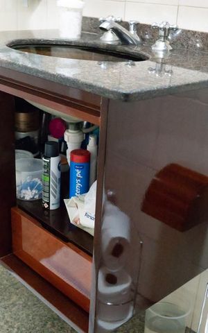 Casa à venda com 230m², 3 quartos e 2 vagasBanheiro Social