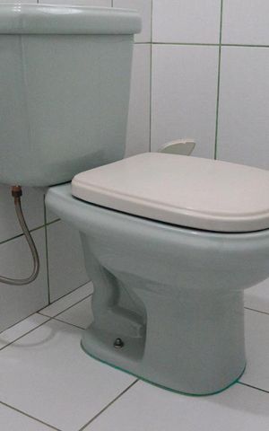 Casa à venda com 230m², 3 quartos e 2 vagasBanheiro Social 2