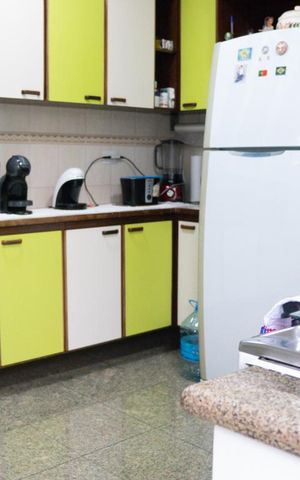 Casa à venda com 230m², 3 quartos e 2 vagasCozinha