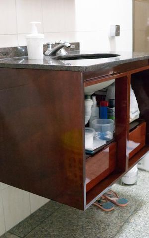 Casa à venda com 230m², 3 quartos e 2 vagasBanheiro Social