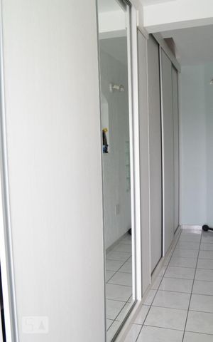 Casa à venda com 230m², 3 quartos e 2 vagasCloset do Quarto 3