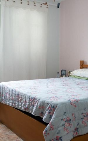 Casa à venda com 230m², 3 quartos e 2 vagasQuarto 3