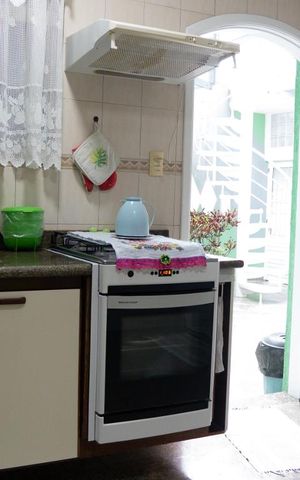 Casa à venda com 230m², 3 quartos e 2 vagasCozinha