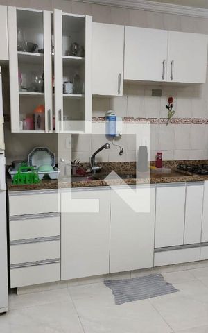 Casa à venda com 230m², 4 quartos e 4 vagas
