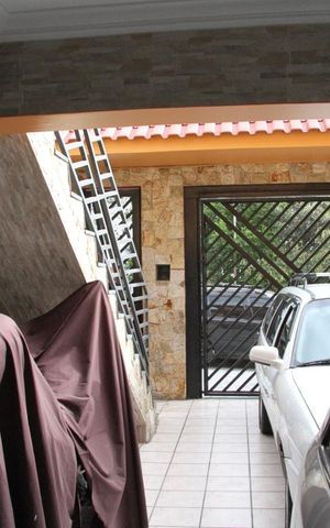 Casa à venda com 208m², 4 quartos e 3 vagasGaragem