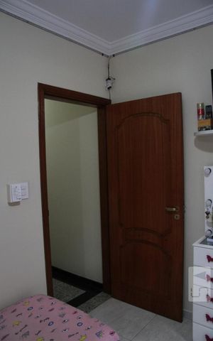 Casa à venda com 208m², 4 quartos e 3 vagasQuarto 2