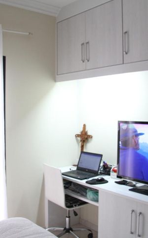 Casa à venda com 208m², 4 quartos e 3 vagasSuite