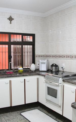 Casa à venda com 208m², 4 quartos e 3 vagasCozinha