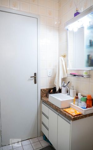 Casa à venda com 160m², 3 quartos e 2 vagasLavabo