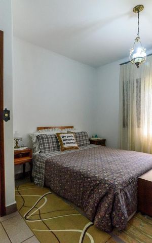 Casa à venda com 198m², 3 quartos e 2 vagas Casa à venda com 198m², 3 quartos e 2 vagasSuíte