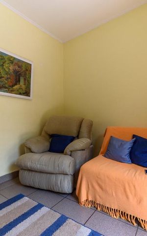 Casa à venda com 198m², 3 quartos e 2 vagas Casa à venda com 198m², 3 quartos e 2 vagasQuarto 2