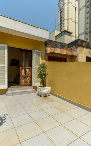 Casa à venda com 198m², 3 quartos e 2 vagas Casa à venda com 198m², 3 quartos e 2 vagasVaranda do Quarto 2