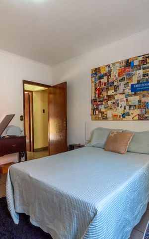 Casa à venda com 198m², 3 quartos e 2 vagas Casa à venda com 198m², 3 quartos e 2 vagasQuarto 1