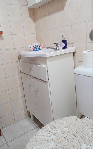 Casa à venda com 150m², 3 quartos e 4 vagasBanheiro