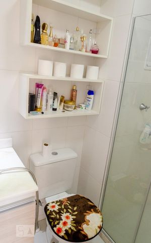 Apartamento à venda com 54m², 2 quartos e 1 vaga Apartamento à venda com 54m², 2 quartos e 1 vagaBanheiro da Suíte