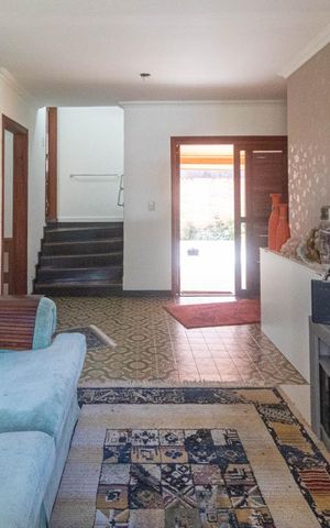 Casa à venda com 400m², 3 quartos e 3 vagasSala de Estar Secundária