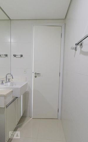 Apartamento à venda com 34m², 1 quarto e sem vaga Apartamento à venda com 34m², 1 quarto e sem vagaBanheiro Social