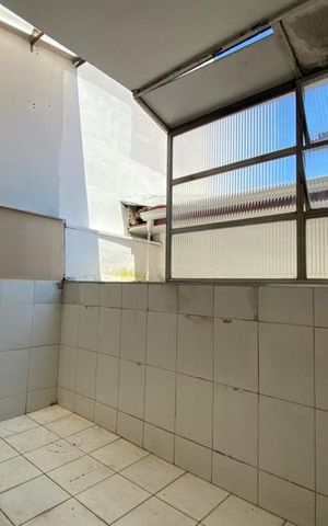 Casa à venda com 129m², 2 quartos e 2 vagas Casa à venda com 129m², 2 quartos e 2 vagasÁrea de Serviço