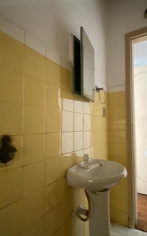 Casa à venda com 129m², 2 quartos e 2 vagas Casa à venda com 129m², 2 quartos e 2 vagasLavabo