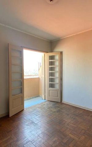 Casa à venda com 129m², 2 quartos e 2 vagas Casa à venda com 129m², 2 quartos e 2 vagasQuarto 2