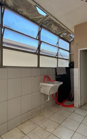 Casa à venda com 129m², 2 quartos e 2 vagas Casa à venda com 129m², 2 quartos e 2 vagasÁrea de Serviço