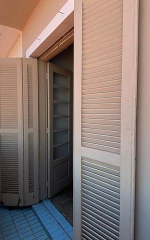 Casa à venda com 129m², 2 quartos e 2 vagas Casa à venda com 129m², 2 quartos e 2 vagasQuarto 2 - Sacada
