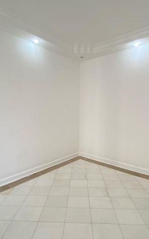 Apartamento à venda com 74m², 3 quartos e 2 vagas Apartamento à venda com 74m², 3 quartos e 2 vagasSala de Jantar