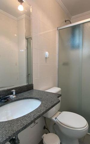 Apartamento à venda com 74m², 3 quartos e 2 vagas Apartamento à venda com 74m², 3 quartos e 2 vagasBanheiro