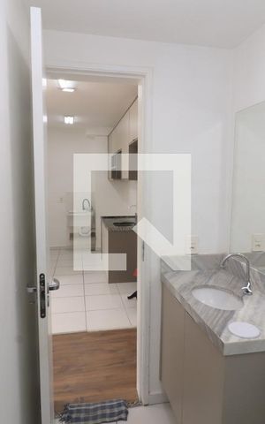 Apartamento para alugar com 34m², 2 quartos e sem vagaBanheiro