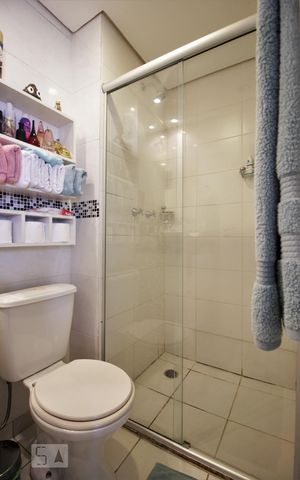 Apartamento para alugar com 67m², 2 quartos e 1 vagaBanheiro
