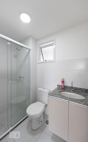 Apartamento à venda com 65m², 3 quartos e 1 vaga Apartamento à venda com 65m², 3 quartos e 1 vagaBanheiro Social