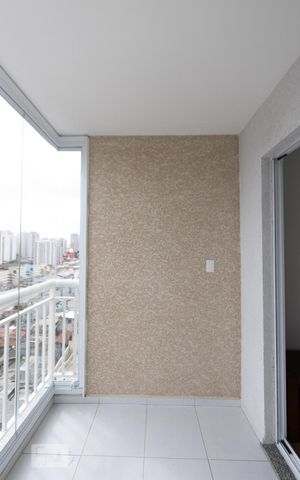 Apartamento à venda com 65m², 3 quartos e 1 vaga Apartamento à venda com 65m², 3 quartos e 1 vagaVaranda Sala