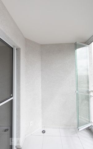 Apartamento à venda com 65m², 3 quartos e 1 vaga Apartamento à venda com 65m², 3 quartos e 1 vagaVaranda Sala