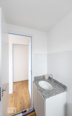 Apartamento à venda com 65m², 3 quartos e 1 vaga Apartamento à venda com 65m², 3 quartos e 1 vagaSuite